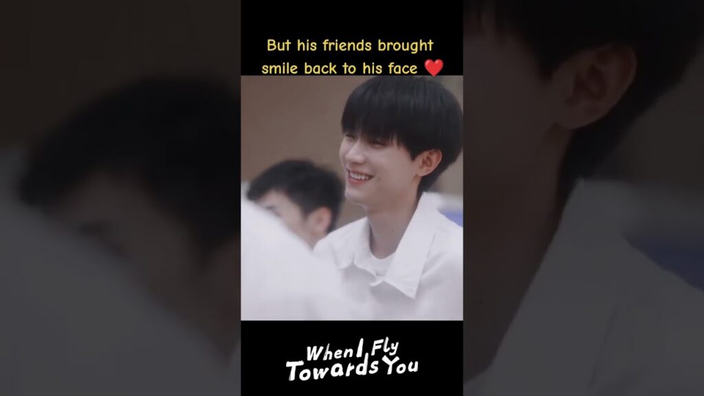 لم يشعر قط بالحب من قبل عائلته😢💔 #عندما_أطير_نحوك #WhenIFlyTowardsYou #ZhouYiran #ZhangMiaoyi #youku