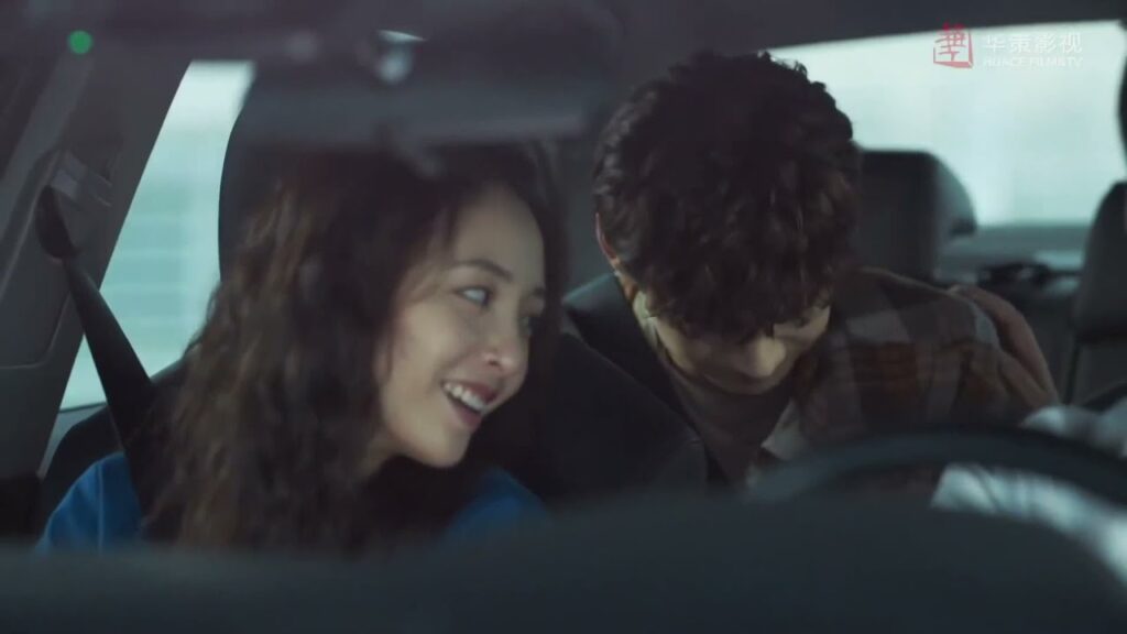 تتذكر العجوز صغيرها فتذهب دون معرفتهم لمسقط رأسها مشهد من المسلسل الثمانينات و التسعينات تتذكر العجوز صغيرها فتذهب دون معرفتهم لمسقط رأسها مشهد من المسلسل الثمانينات و التسعينات