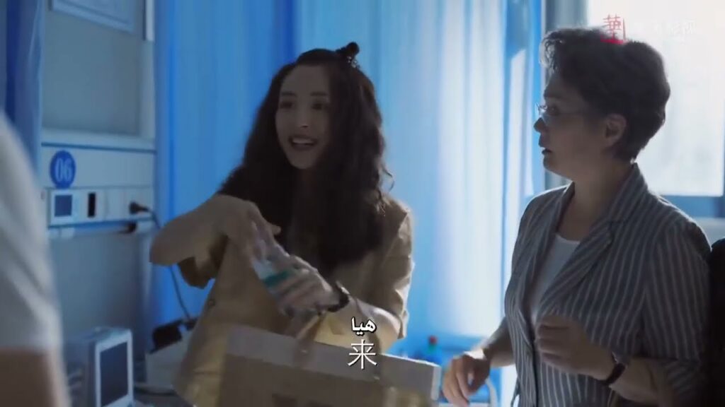 تخرج من مأزق تدخل في آخر ،الجدة مريضة جدًا مشهد من المسلسل الثمانينات و التسعينات مترجم للعربية