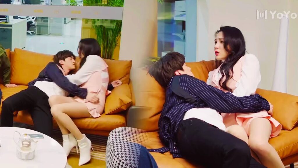 يثمل و يعتقد ان التي بجانبه هي حبيبته التي انفصلت عنه 《على وشك الشهرة | Almost Famous 》 يثمل و يعتقد ان التي بجانبه هي حبيبته التي انفصلت عنه 《على وشك الشهرة | Almost Famous 》