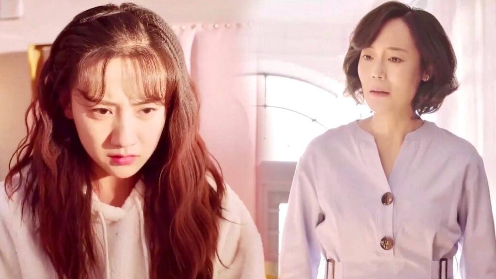 تقتحم والدتها غرفتها وهي غاضبة و تذكرها بكم هي فاشلة مقارنـة بباقـي اصدقائها ( على وشك الشهرة ) تقتحم والدتها غرفتها وهي غاضبة و تذكرها بكم هي فاشلة مقارنـة بباقـي اصدقائها ( على وشك الشهرة )