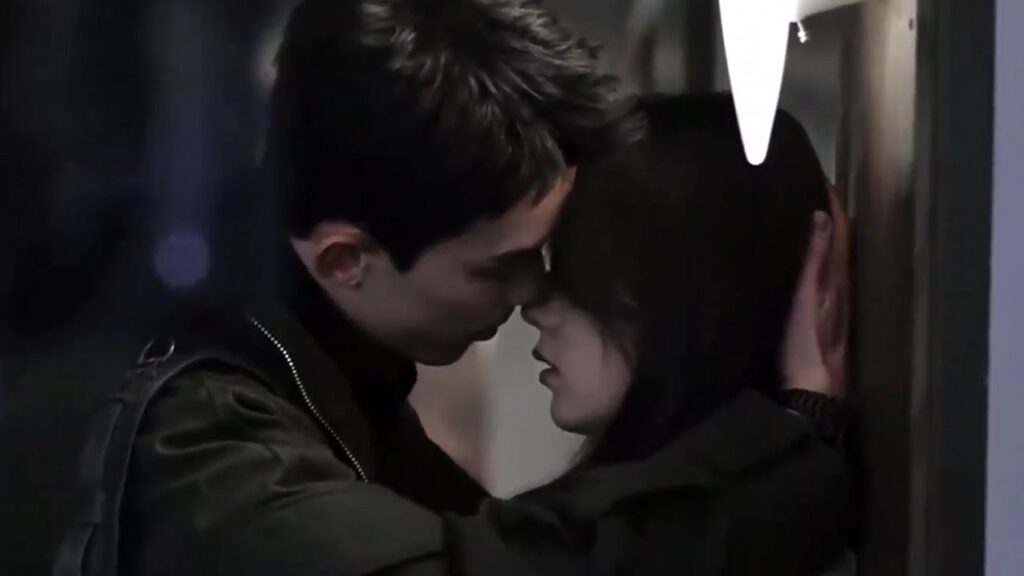 خلف الكواليس لمسلسل وسط عاصفـة ثلجيـة من الحب##zhaojinmai #amidstasnowstormoflove #赵今麦 #吴磊 #在暴雪时分