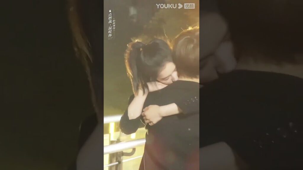 "ولاعة وأميرة"｜Lighter&Princess｜تشو يون وقعت في أحضان لي شيون ثملا! !｜YOUKU