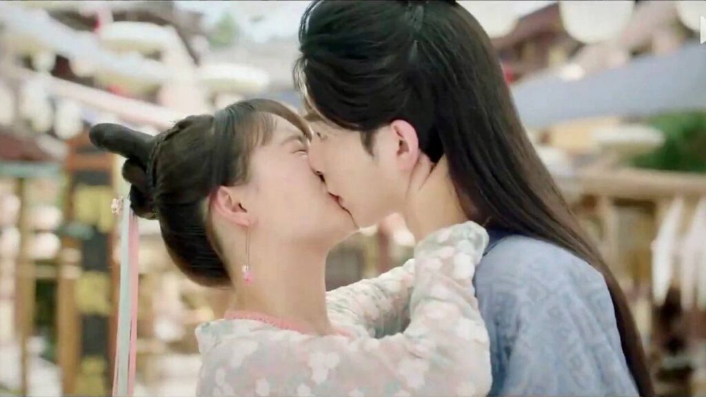 تسرق قبلـته الاولى امام و الده  ( اعادة كتابة القدر )