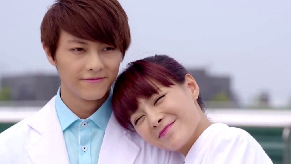 نزفت لكي يهتم بِها.. مشهد من المسلسل الصيني "أكاذيب زوجة" | "The Wife's Lies"