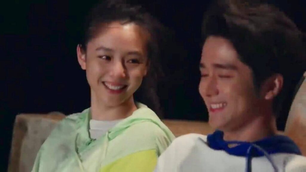 كنتِ تحميني عندما كنا صغار , لكن الان انا من سيحميكِ و يقف الى جانبك ( تزلج في الحب )