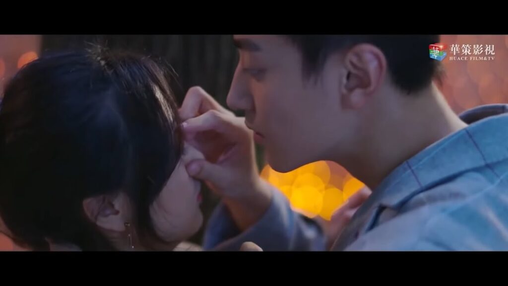 تريد إثبات لمُديرها أن لديها حبيب رومانسي..! مشهد مضحك من مسلسل "عدنا للحب " | "Way Back Into Love"