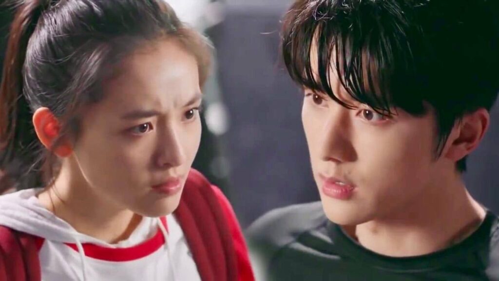 تفضحه بين اصدقائه و تدعي بأنه يسرق المال منها ( تزلج في الحب )