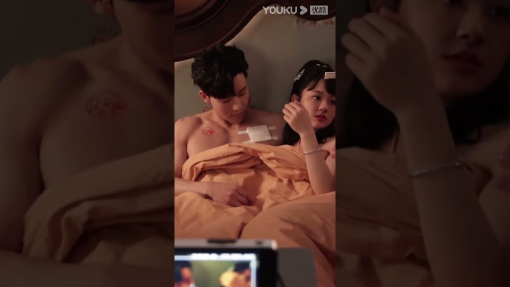 دعونا نشاهد اللحظات الجميلة في سرير تيان يي وتينغ ياو معا! 😍#انتقام_الخادمة #MaidsRevenge #youku