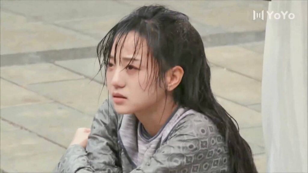 تهرب من القصر من زوجها الخائن ( قدري العزيز ) تهرب من القصر من زوجها الخائن ( قدري العزيز )