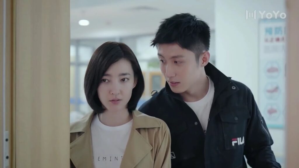 يتحدث الاب مع حبيب ابنته الذي هجرها فتسمعه سرا مع رئيسها 💔☹️ ( محظوظ بلقائك ) يتحدث الاب مع حبيب ابنته الذي هجرها فتسمعه سرا مع رئيسها 💔☹️ ( محظوظ بلقائك )