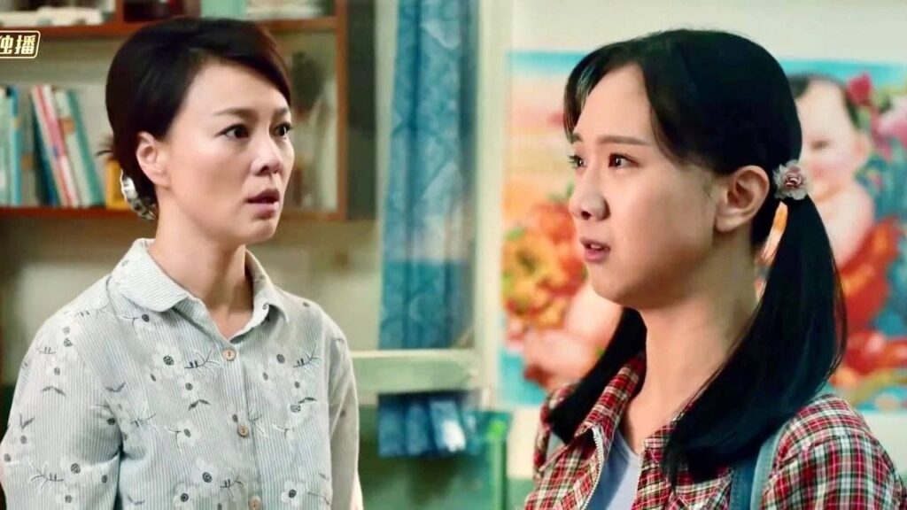 تكتشف والدتها بانها استعارة المال و اشترت الحذاء دون علمها 💔😱 ( شبابنا )