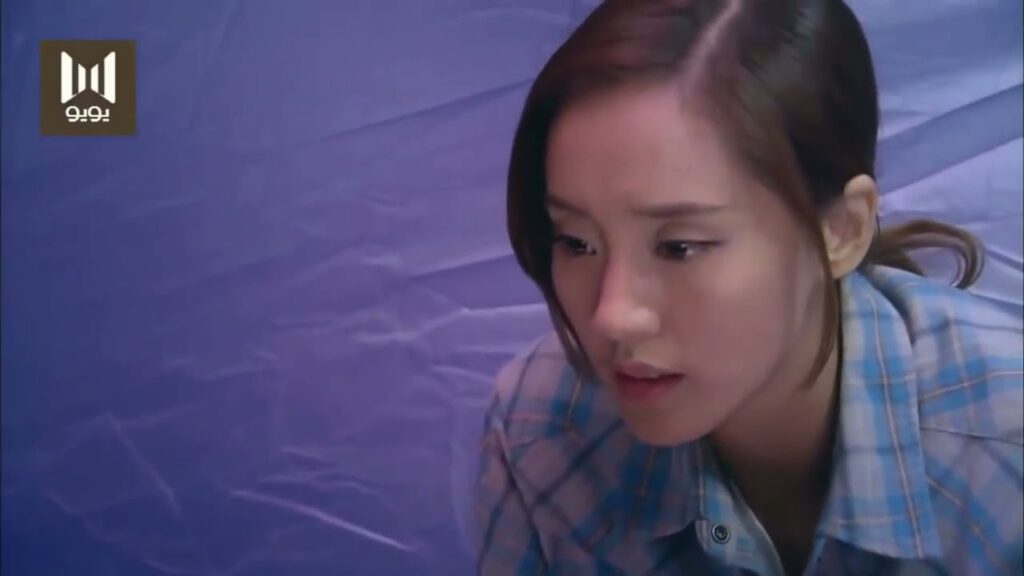 تقوم بتقبيله وهو نائم و تلتقط صورة وترسلها الى زوجتـه 💔😱 ( سر الزوجة )