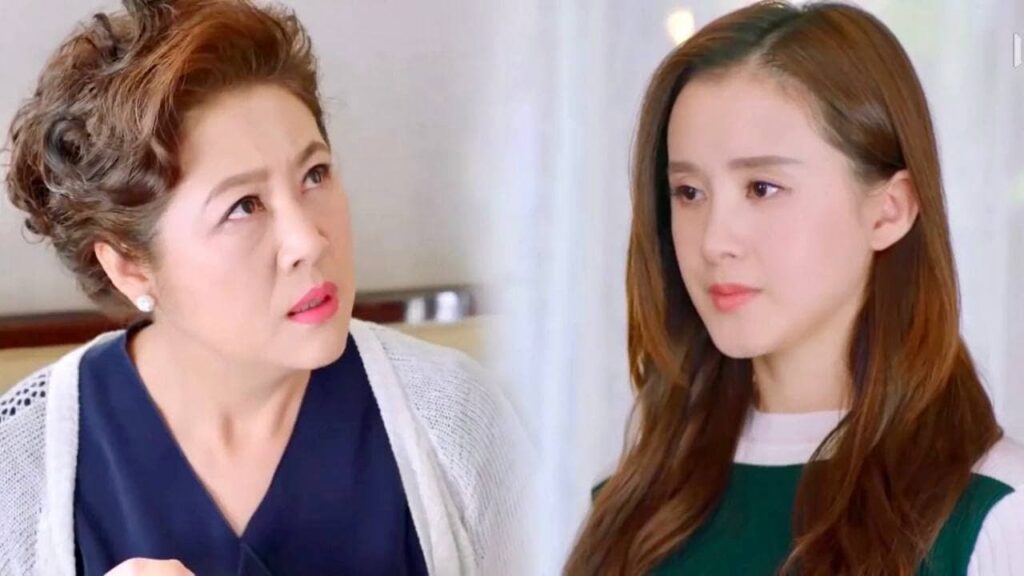 ترمي الام  حبيبة ابنها بالوسادة لانه ابنة الرجل الذي افلس شركته 😭💔 ( تذكرني )