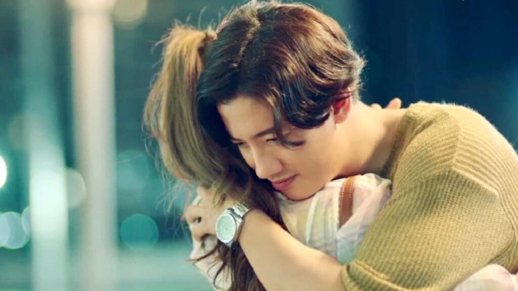 يريد من خطيبتـه ترك عملها و السفر معه الى الخارج 😳❤️ ( انتي جميلة)