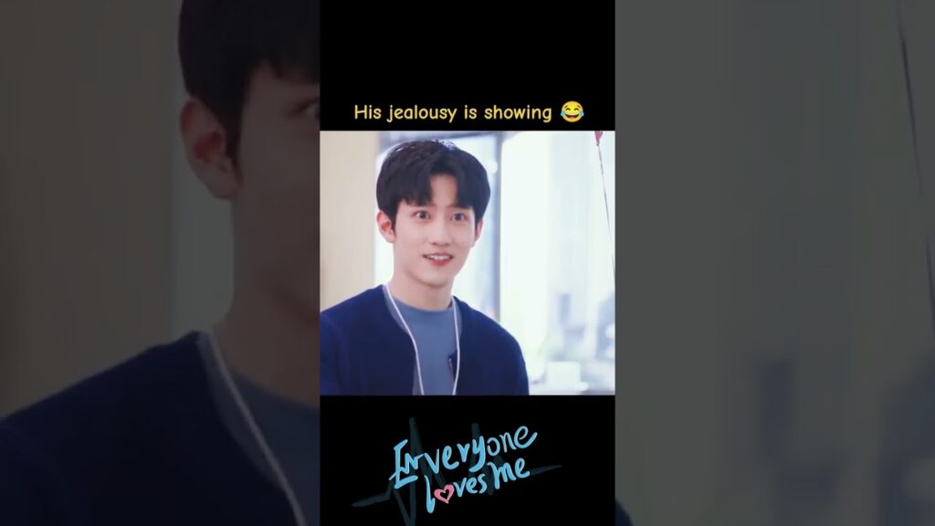 تظهر غيرته🤣🤣🤣 #الجميع_يحبني #EveryoneLovesMe #LinYi #ZhouYe #youku تظهر غيرته🤣🤣🤣 #الجميع_يحبني #EveryoneLovesMe #LinYi #ZhouYe #youku