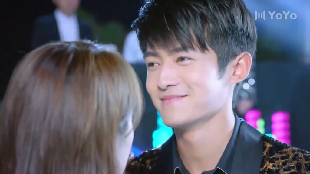 تحولت فتاة بدينة تزن 75 كجم الى جمال خارق , حتى ان حبها الاول لم يتعرف عليها (تذكرني )