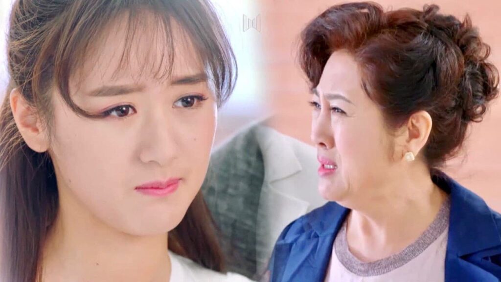 تقوم بلوم حبيبـة ابنها لان والده وقع مريضا وهي معه 😱💔 ( تذكرني )