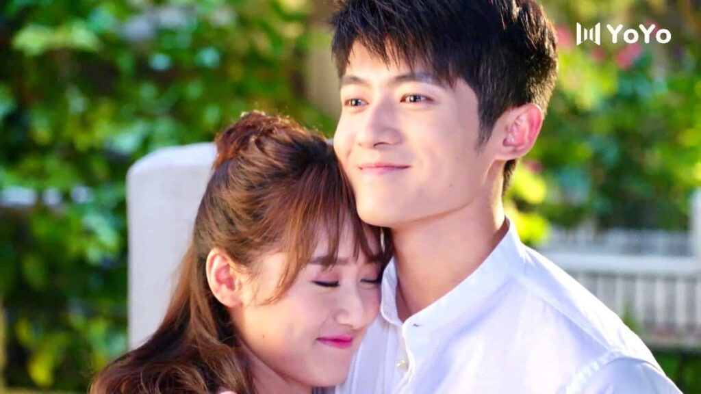 تغضب منه لانه التقط صورة مع فتاة اخرى لكنه يصدمها ويخبرها بانه سيقدمها لعائلتـه ❤️😍 ( تذكرني )