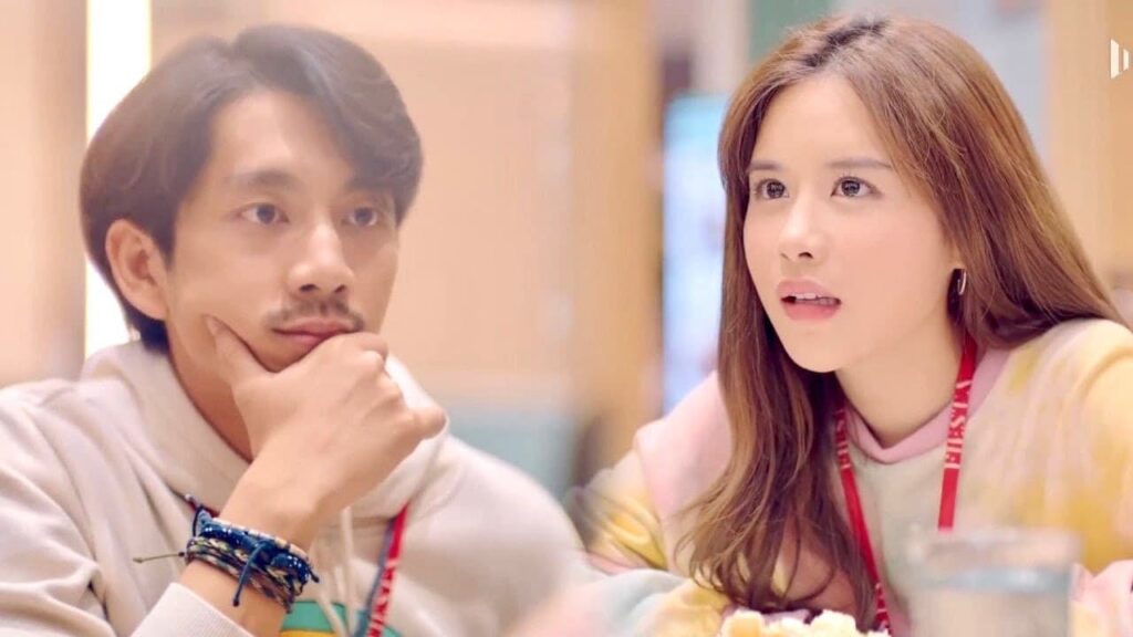 لماذا انتي تهتمين بي , هل تريدين ان اصبح حبيبكِ ؟ ❤️😍 ( انتي جميلة )