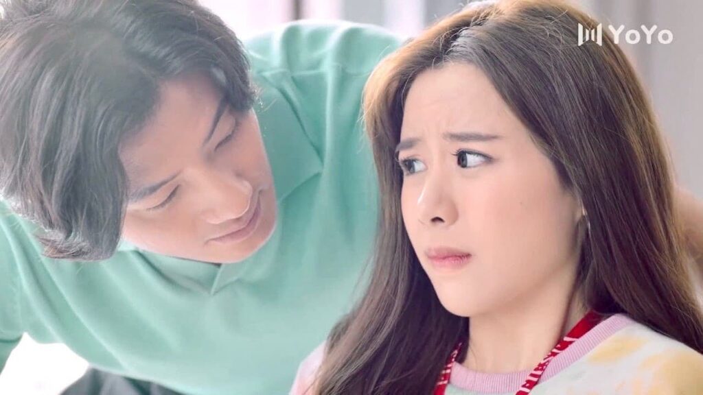 لماذا انتي متوترة هكذا ؟ هل تريديني ان اقبلكِ لهذه الدرجة ❤️😍 ( انتي جميلة )