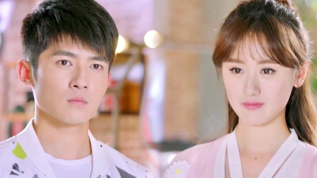 تحرج رئيسها و تجعله يخسر امامها لانها تعتقد بانه لاشيء مقارنة بها 😱💔 ( تذكرني )