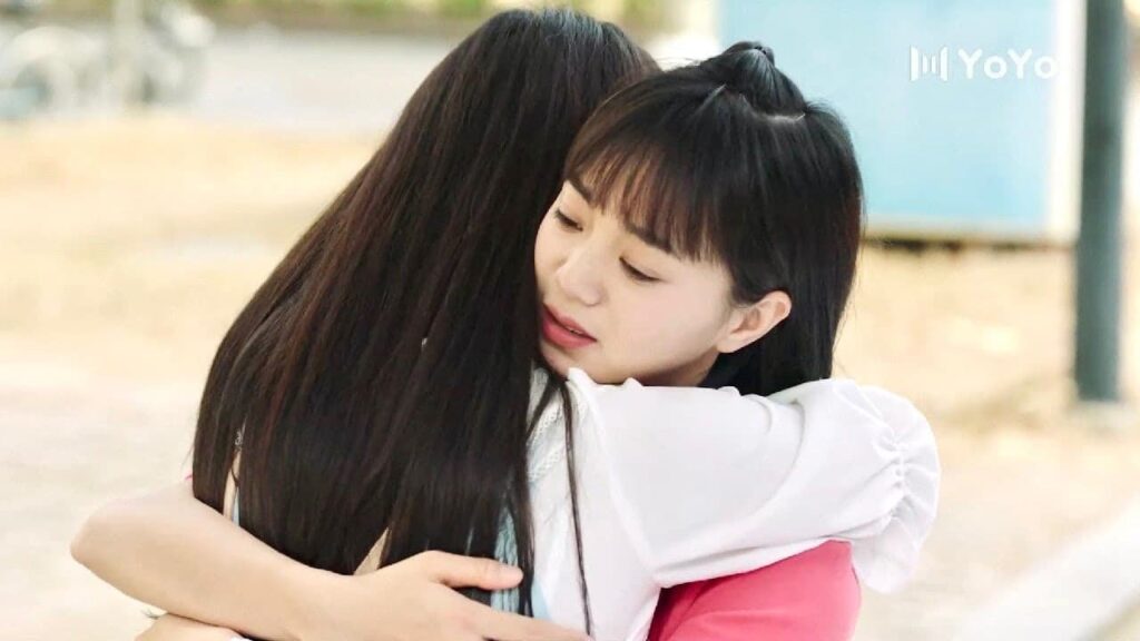 تبكي على فراق صديقتها لانها قررت الذهاب الى الخارج 💔 ( نهر يجري خلاله )