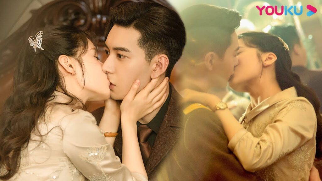 "الحب من أول نظرة"｜【مجموعة حميمة】تبين أن القائد رجل مجنون يقبل التقبيل، واستمر في التقبيل مع الآنسة!