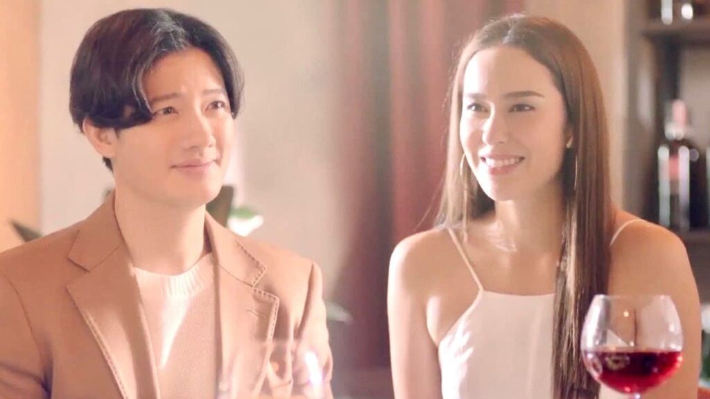 تجعل صديقتها تذهب في موعد مع الرئيس المتعجرف بدلا منها 😱 ( انتي جميلة )