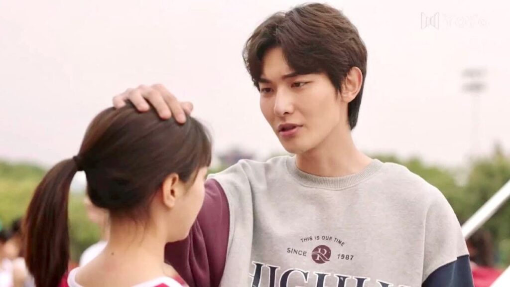 لا يعرف كيف يشجعها لكنه يخبرها الا تبكي عندما تخسر لانه هنا لأجلها 😍❤️ ( نهر يجري خلاله )