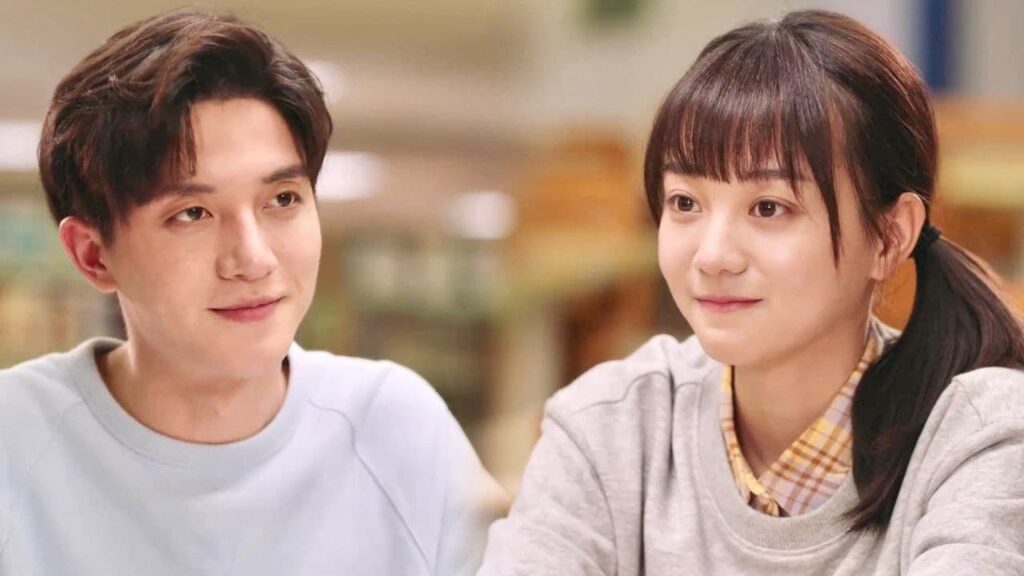 تشكر صديقها لانه يساعدها في حل مشاكلها بالرغم انه لا يدرك حبــها له ❤️🥺 ( نهر يجري خلاله )