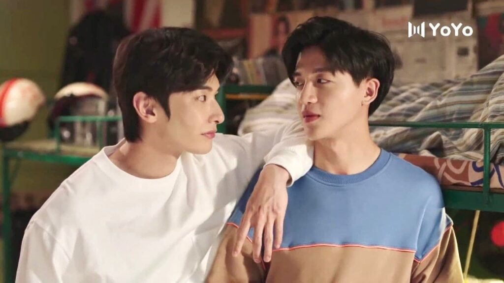 وهل علي اخذ رأيك ؟ انت صديقي وعليك تحملني 😂💔 ( نهر يجري خلاله )