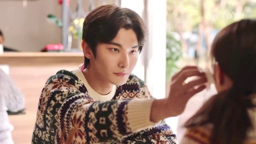 لا تعـرف بمشاعـره رغم اهتمامهِ الكبير بها  🥺💔 ( نهـر يجـري خلالـه  ) 💙