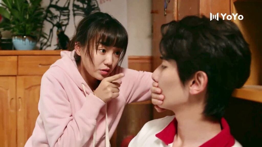 لا تخبر امي باني نمت الليلة في منزلك بمفردنا ❤️😍 ( نهر يجري خلاله )