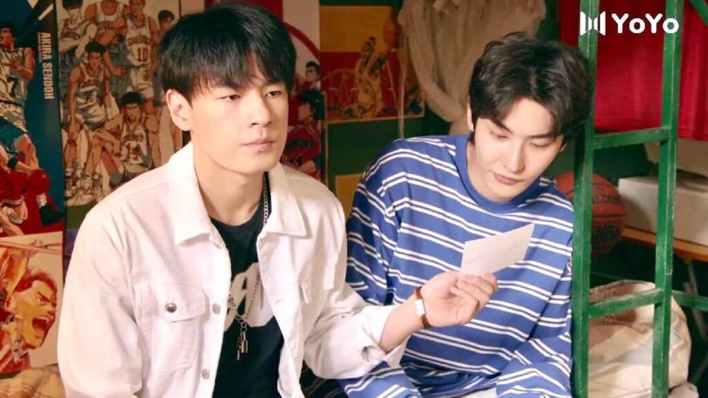 يكشتف بان صديقه المقرب يحتفظ بصورة حبيبـته😱😭 ( نهر يجري خلاله )