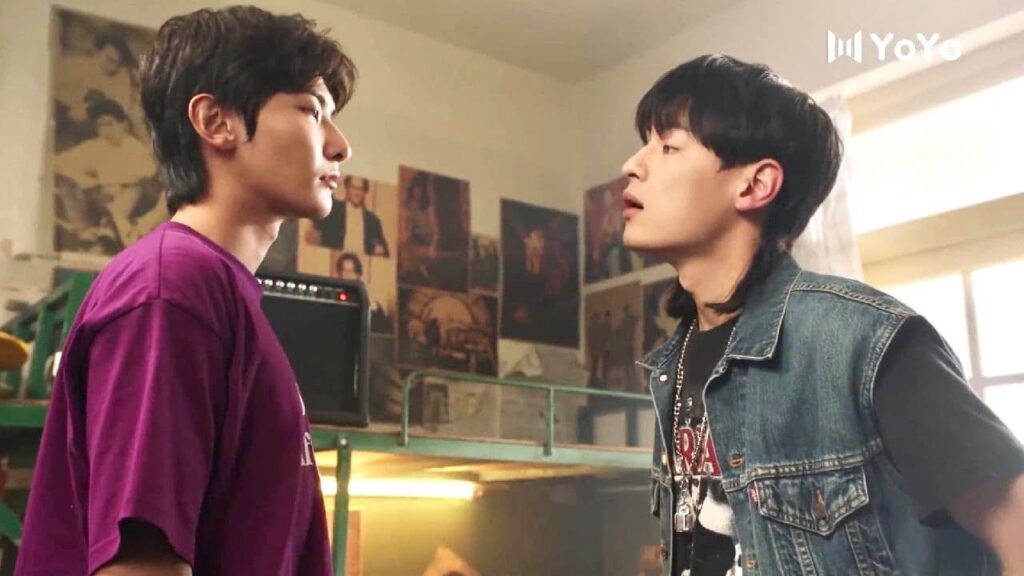 سأعلمك اليوم من سيكون زعيــم الغرفة 💔😱 ( نهر يجري خلاله ) سأعلمك اليوم من سيكون زعيــم الغرفة 💔😱 ( نهر يجري خلاله )