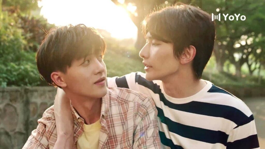 يخدعون صديقهم ويحاولون سرقة جائزة الرياضيات منه لانه ذكي 😂 ( نهر يجري خلاله ) يخدعون صديقهم ويحاولون سرقة جائزة الرياضيات منه لانه ذكي 😂 ( نهر يجري خلاله )