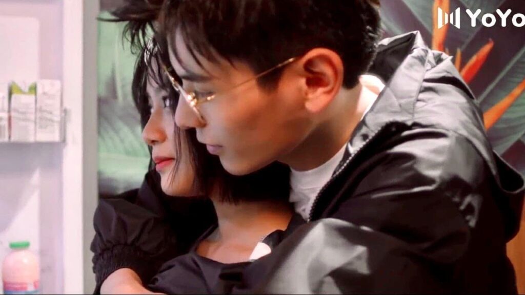 دعيني اعانقكِ لا تعلمين كم اشتقت اليكِ ❤️❤️ ( لا تغادر بعد المدرسة ) دعيني اعانقكِ لا تعلمين كم اشتقت اليكِ ❤️❤️ ( لا تغادر بعد المدرسة )