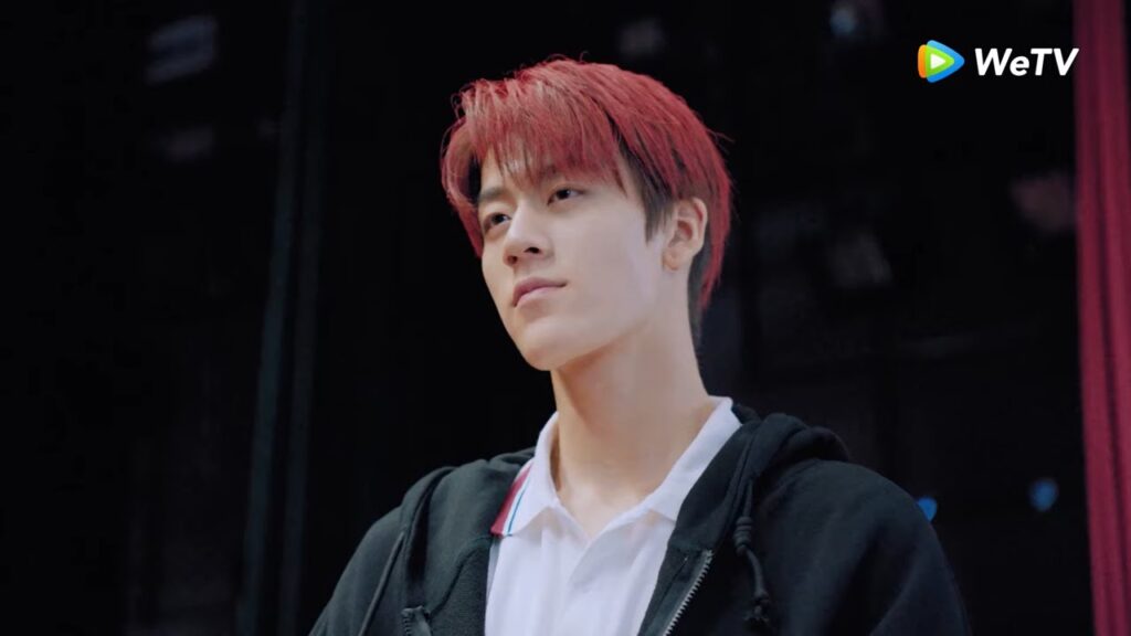 أُعجبت بزميلها لأنه صبغ شعره باللون الأحمر! مقطع من الحلقة 3 "أنا وشبابي" | WeTV