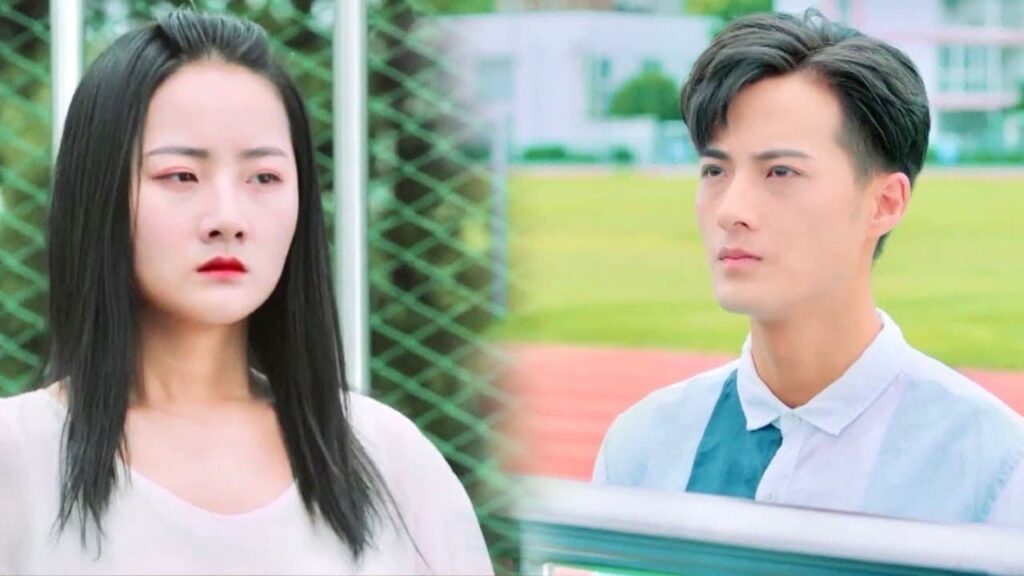 بدأ يشعر الطالب البارد بالفضول عن حياتها الشخصية 🙊❤️ ( قابلته عند النافذة )