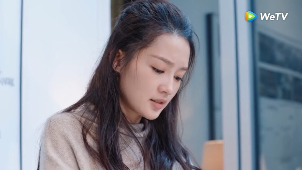 يوي تشنغ يهتم بأعماله فقط ويتجاهل شياو سو مقطع من الحلقة 34 "دموع في الجنة" | WeTV