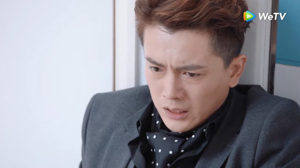 زوجته تعاني من الاكتئاب وأقدمت على الانتحار! مقطع من الحلقة 33 "دموع في الجنة" | WeTV