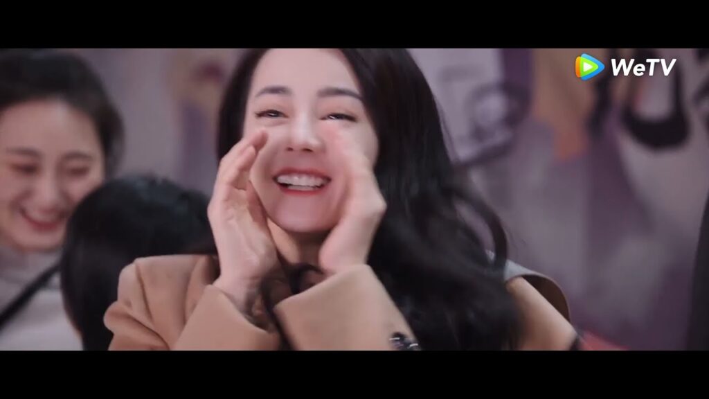 جينغ جينغ تُشجع يو كما كانت تفعل في المدرسة مقطع من الحلقة 29 “أنت مجدي” | WeTV جينغ جينغ تُشجع يو كما كانت تفعل في المدرسة مقطع من الحلقة 29 "أنت مجدي" | WeTV