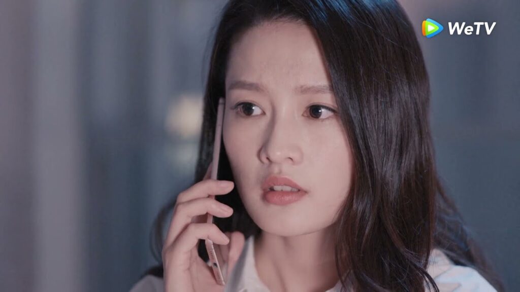 تتصل به وحبيبته السابقة هي من تجيب على الهاتف! مقطع من الحلقة 32 "دموع في الجنة" | WeTV