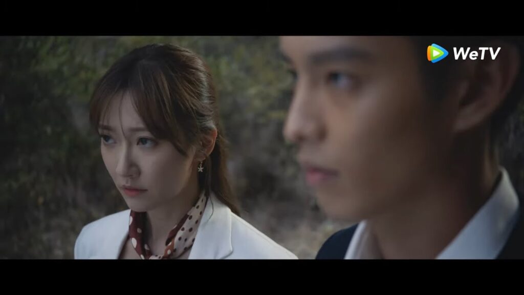 جعلها تهرب كي ينقذ حياتها مقطع من الحلقة 11 "الحب الغامض" | WeTV