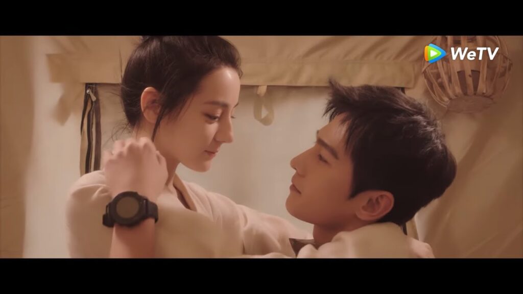 يو تو وجينغ جينغ يقضيان وقتًا رومنسيًا في الصحراء مقطع من الحلقة 26 "أنت مجدي" | WeTV