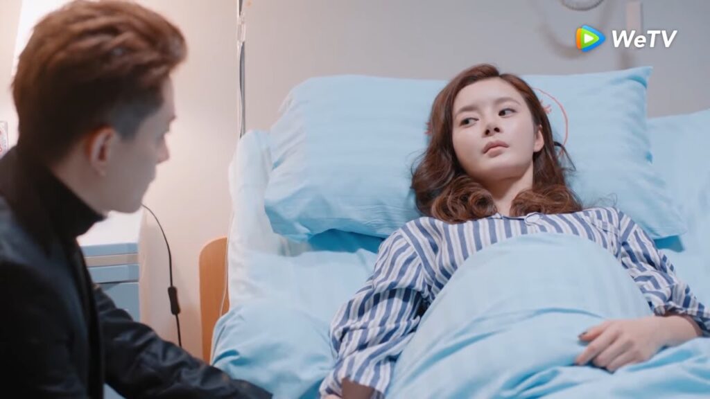 تشاجر معها حتى أنه جعلها تفقد طفلها! مقطع من الحلقة 27 "دموع في الجنة" | WeTV