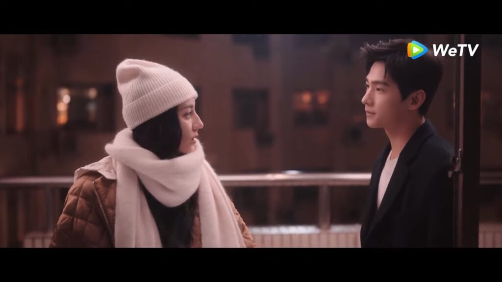 يذهبان إلى المدرسة التي التقيا فيها معًا مقطع من الحلقة 21 "أنت مجدي" | WeTV