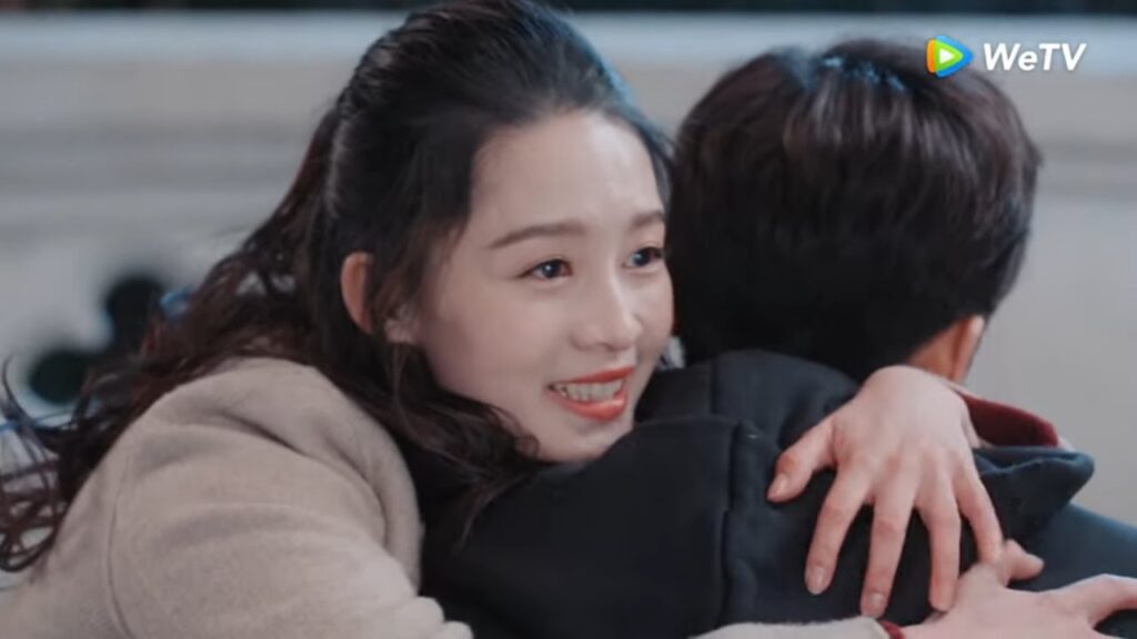 كانت سعيدة للغاية برؤيته لكن رد فعله كان غريبًا مقطع من الحلقة 25 "دموع في الجنة" | WeTV