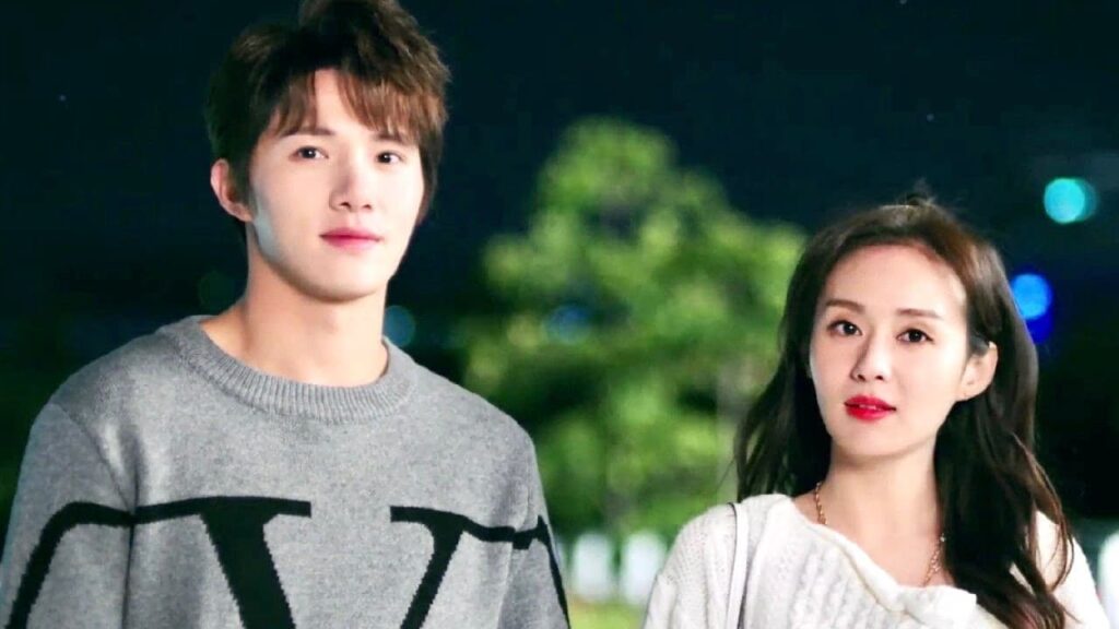 تخرج الممثلة المشهورة في موعد مع حبيبها لكن صحافة الفضائح تملئ المكان❤️ ( الجمال القبيح)